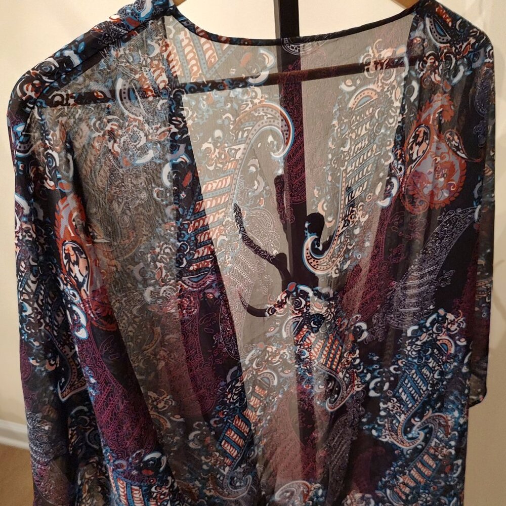 Paisley (Black, Blue, Purple, White) Short Sleeve Kimino-style Wrap - Size 2XL